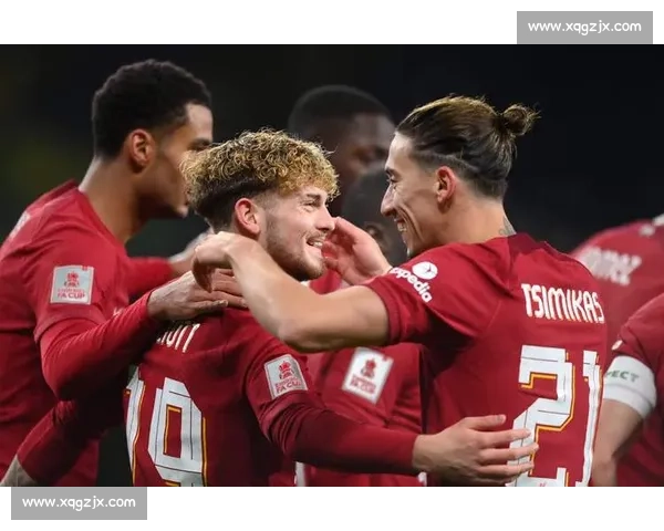 利物浦与罗马激战正酣 双方展开精彩对决争夺欧洲赛场荣誉