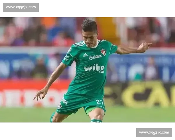 智利大学迎战意大利人南美赛场战术博弈胜负悬念拉满焦点对决之夜